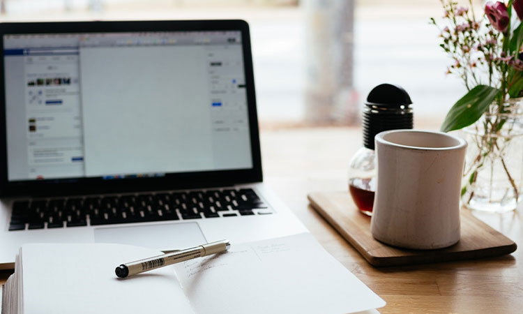 权平律师事务所|女主播以谈恋爱为由要求打赏，刷礼物的钱能否要回？